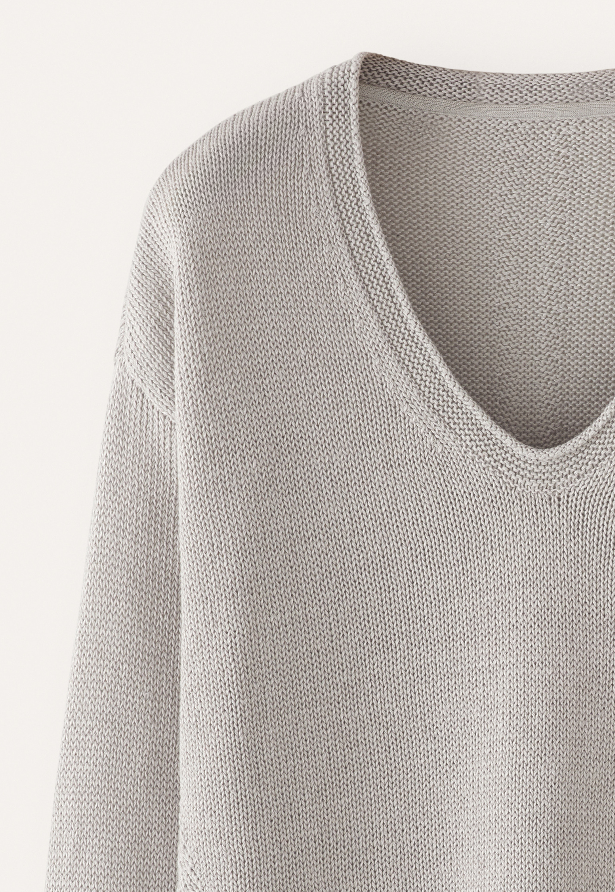 Poetry - Linen & cotton curved v-neck sweater Poetry - Linen & cotton curved v-neck sweater