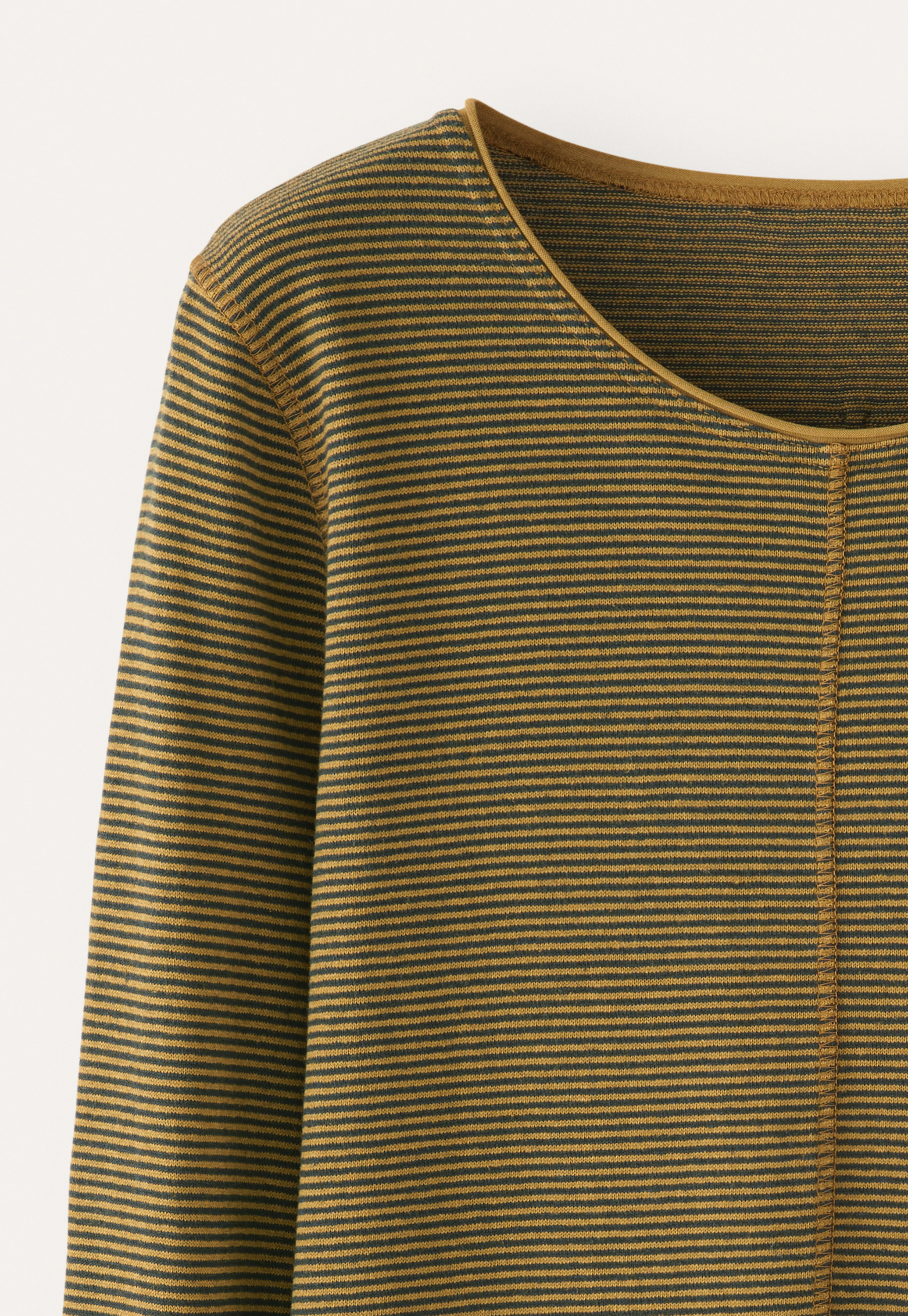 Poetry - Hemp cotton curved hem top