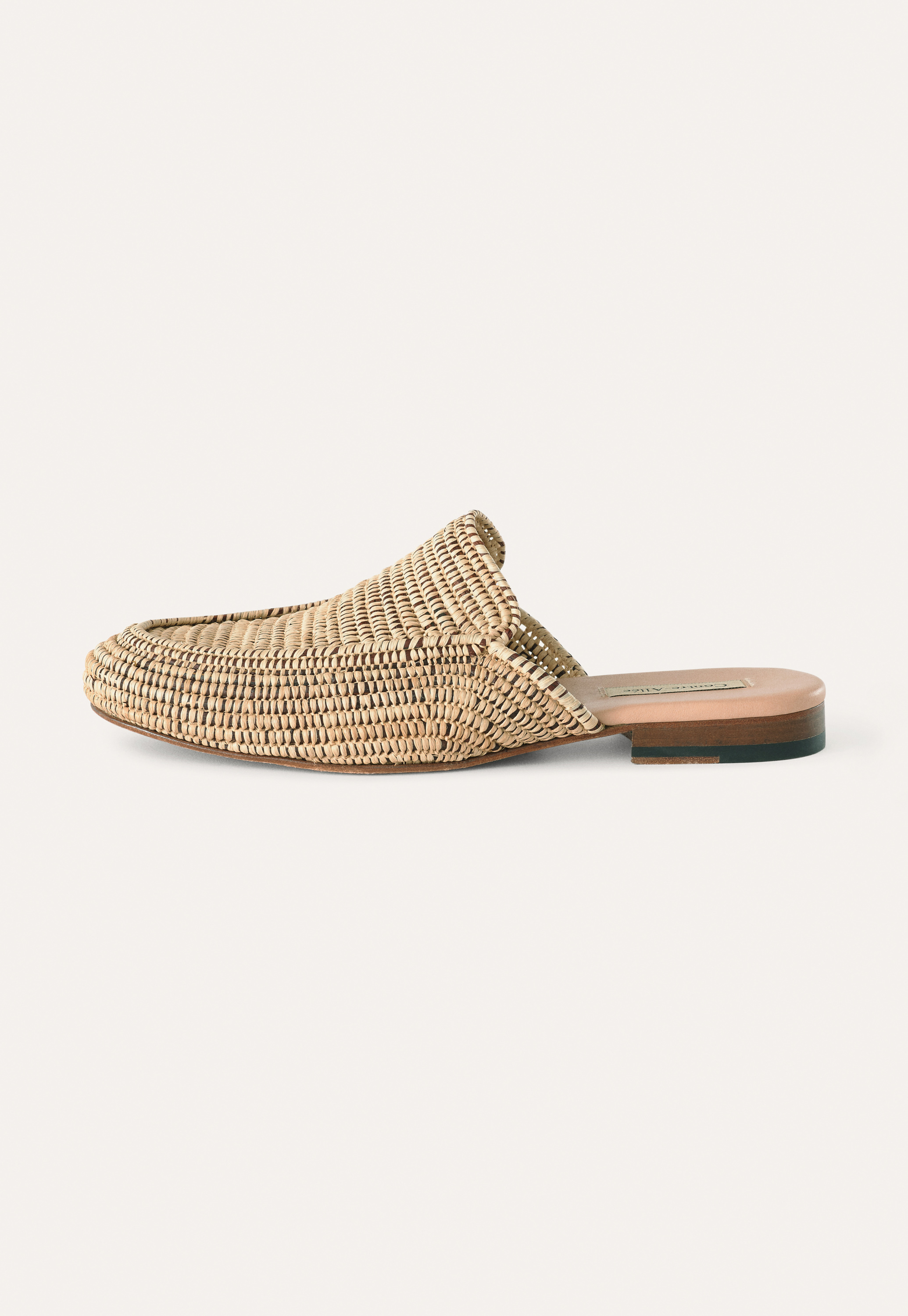 Mule Plate unique woven entirely by hand In raffia with a leather sole Summer sandals in Raffia Moroccan-style babouche